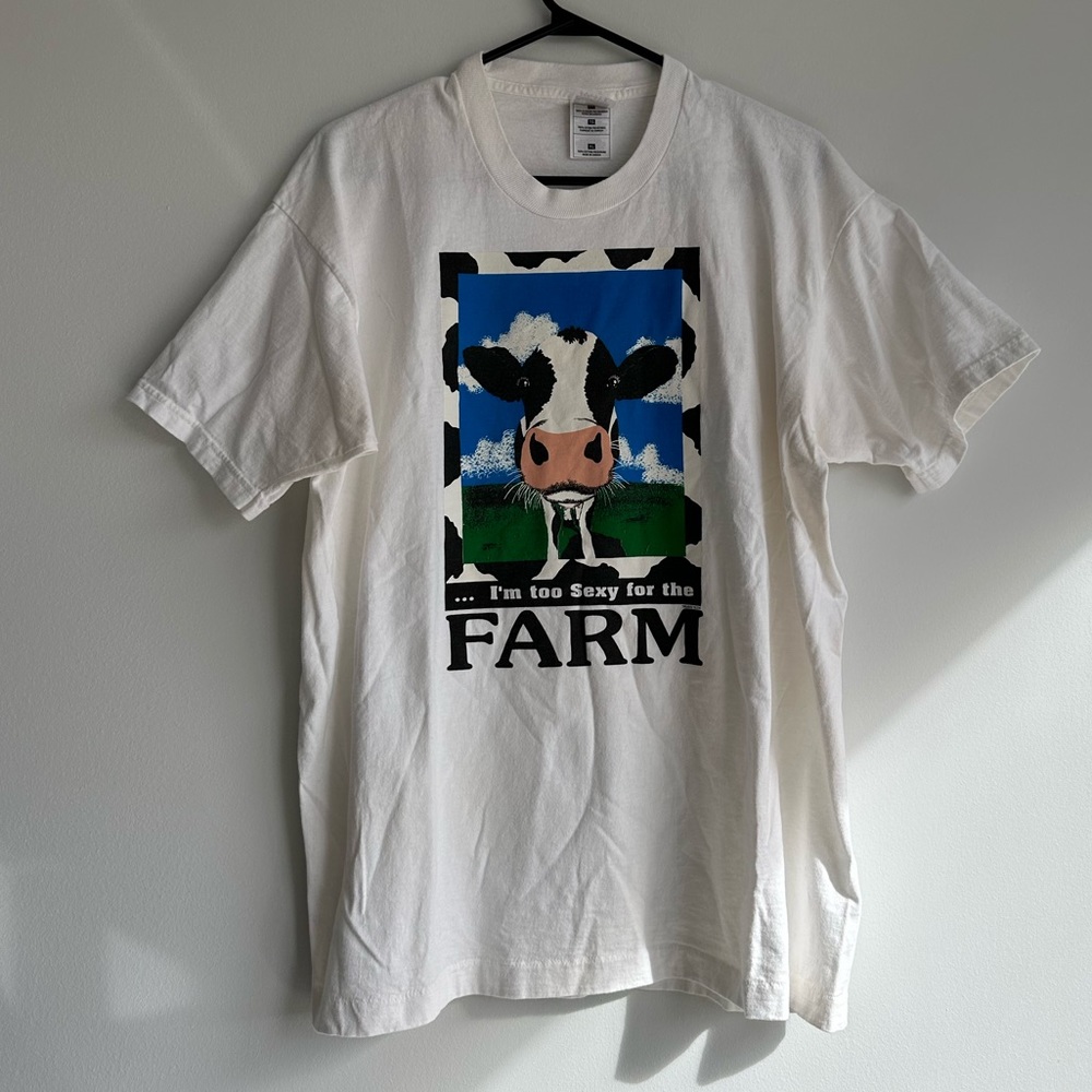 Vintage “Im too sexy for the farm” Made in Canada T Shirt